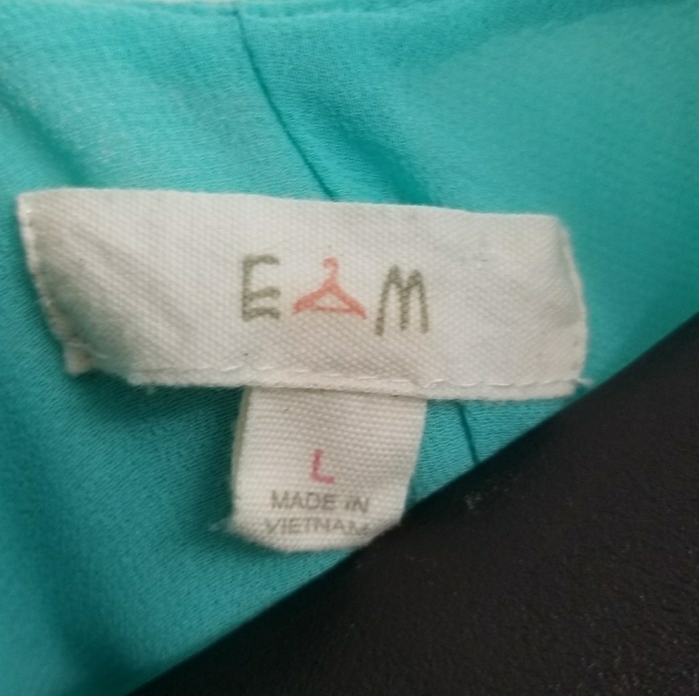 E&M WOMAN TANK TURQUOISE COLOR SZ. LARGE - Picture 3 of 5